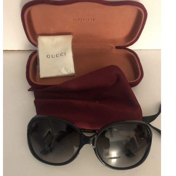 GUCCI GG0076SK 001 Gold/Black 60mm Butterfly Sunglasses main image 4